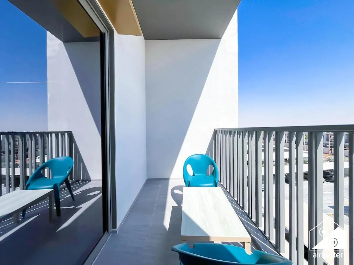 Apartment Mag City 920 Modern Studio Minutes From Downtown Dubai