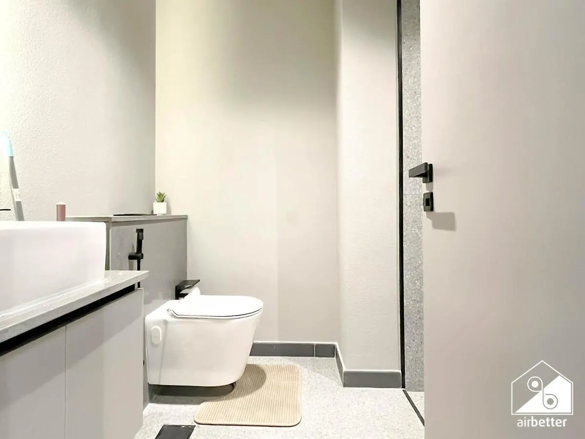 Apartment Mag City 920 Modern Studio Minutes From Downtown Dubai
